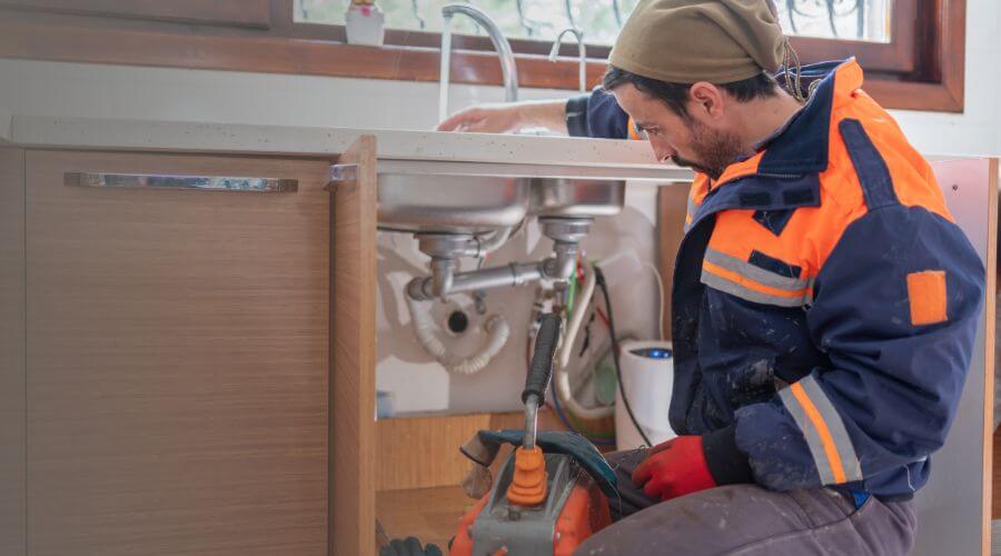 Local tankless water heater installation in Miller City, IL